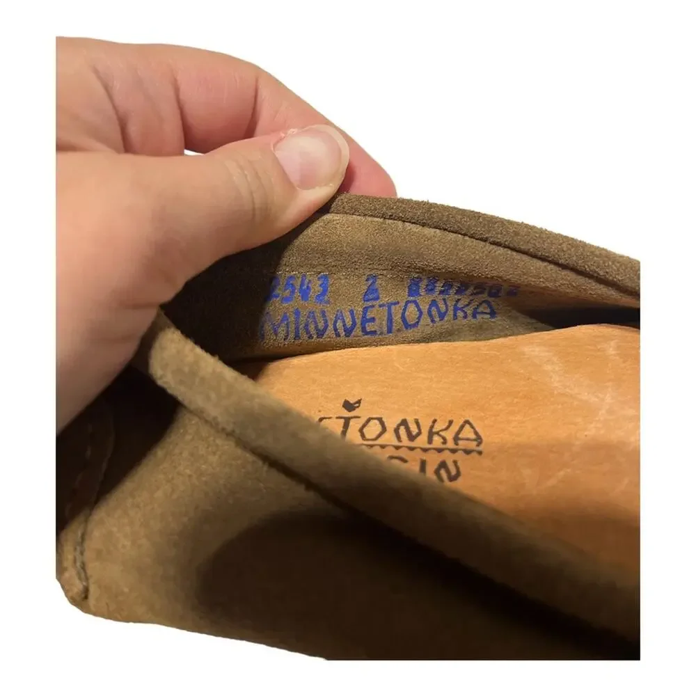Minnetonka brown leather moccasins KIDS SIZE 2 boy girl unisex